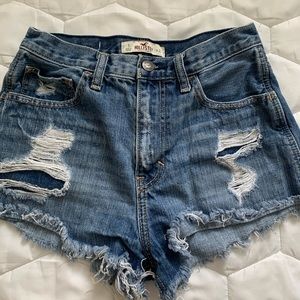Hollister high rise jean short
